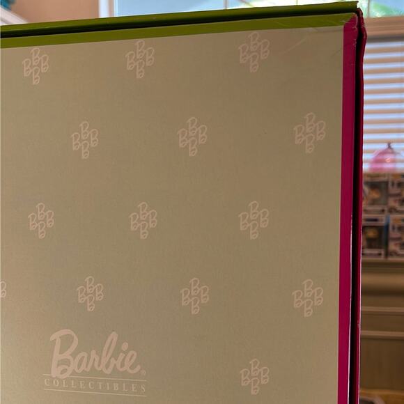 Mattel 1998 Masquerade Gala Collection Rendezvous Barbie #20647 - Picture 11 of 11